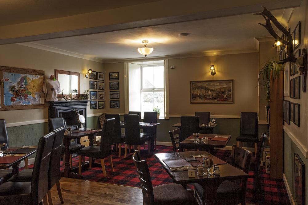 Bannockburn Inn Хелмсдейл Экстерьер фото